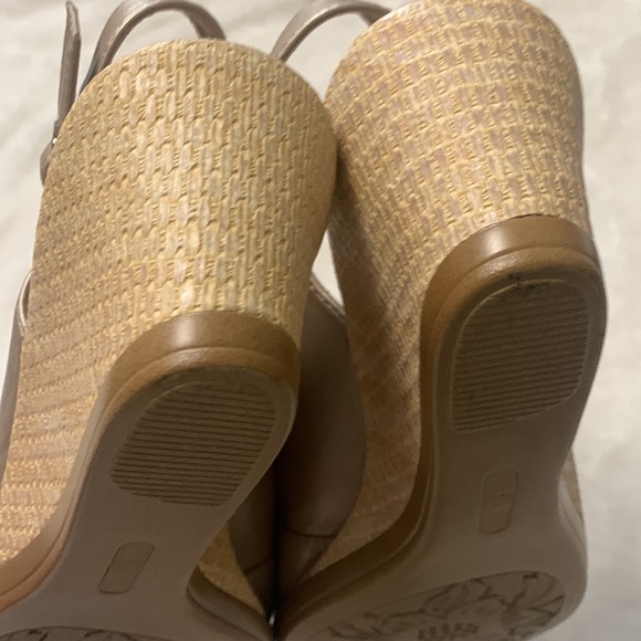 Softspots leather wedges , size 9 EUC - Picture 5 of 5